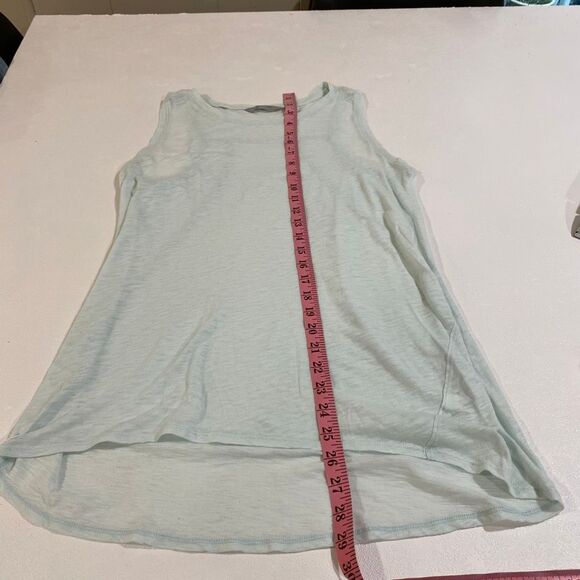 Athleta Light Blue Breezy Racerback Tank Top Women’s Medium Lightweight Workout - Picture 6 of 6